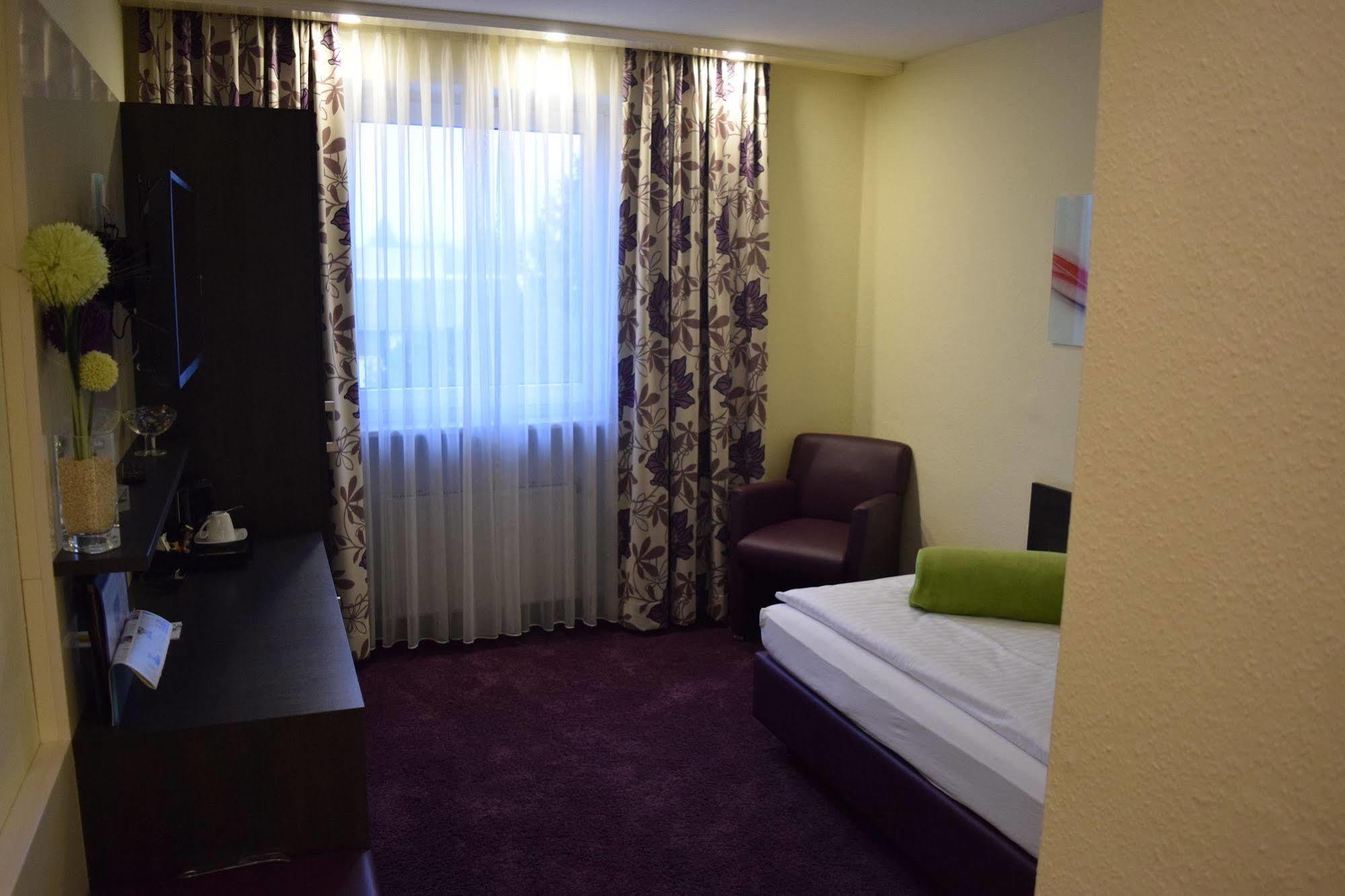 Zum Rosengarten Hotel Darmstadt