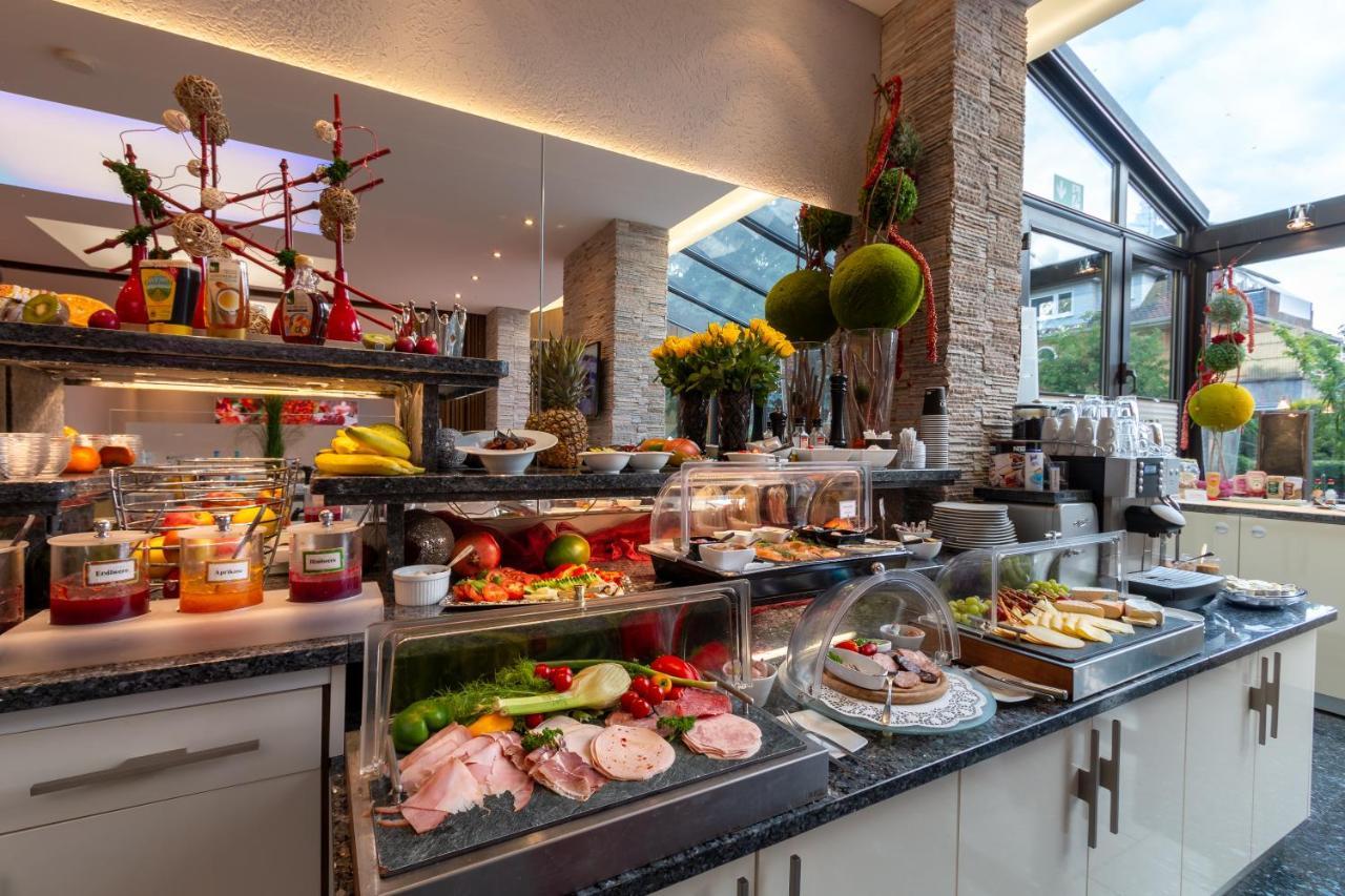 Zum Rosengarten Hotel 2*